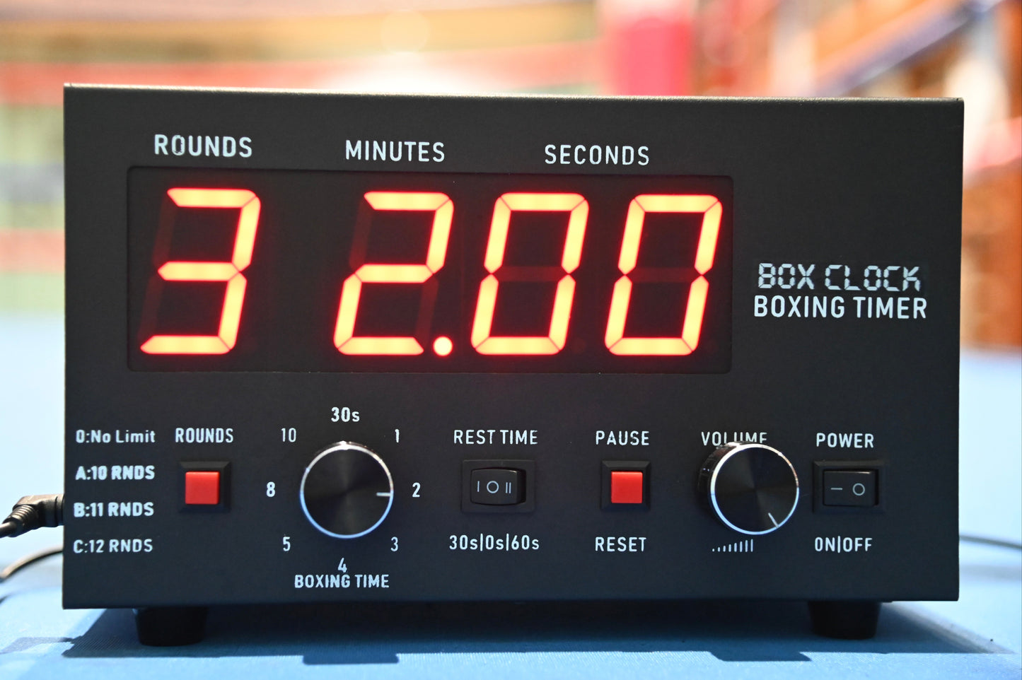 Classic Boxing Round Timer With Built-in Loudspeaker.